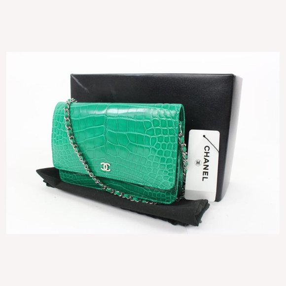 Chanel Ultra Rare Emerald Green Alligator Wallet on Chain SHW WOC 46cz414s - Picture 2 of 12